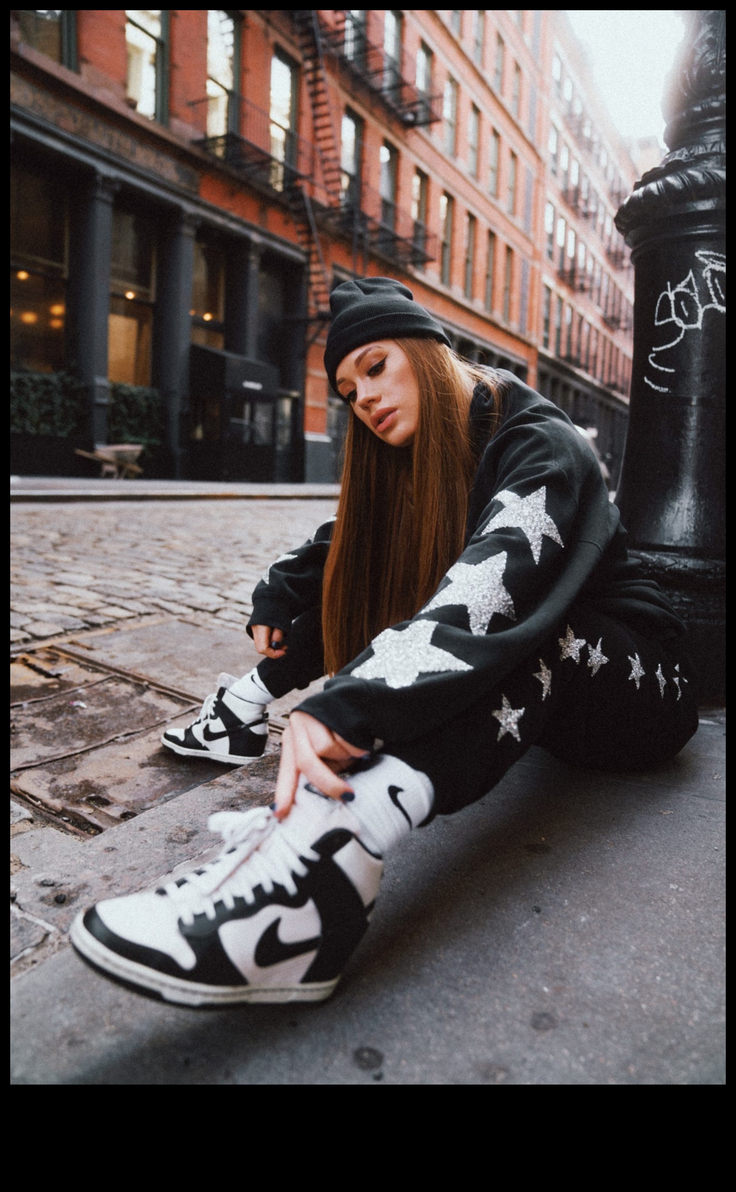 Eleganță pe stradă: stiluri sofisticate pentru viața în oraș