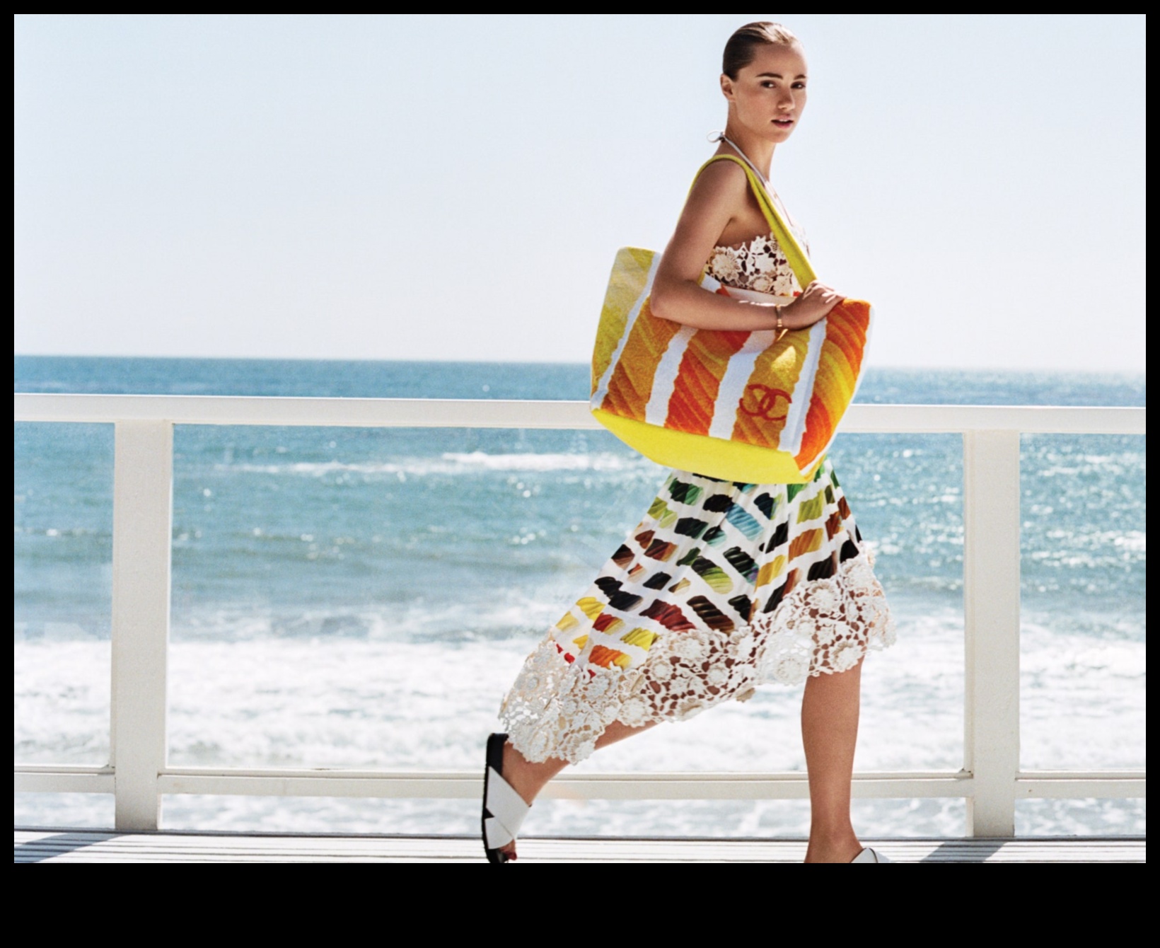 Vacation Vogue: ținute elegante de vară pentru călători