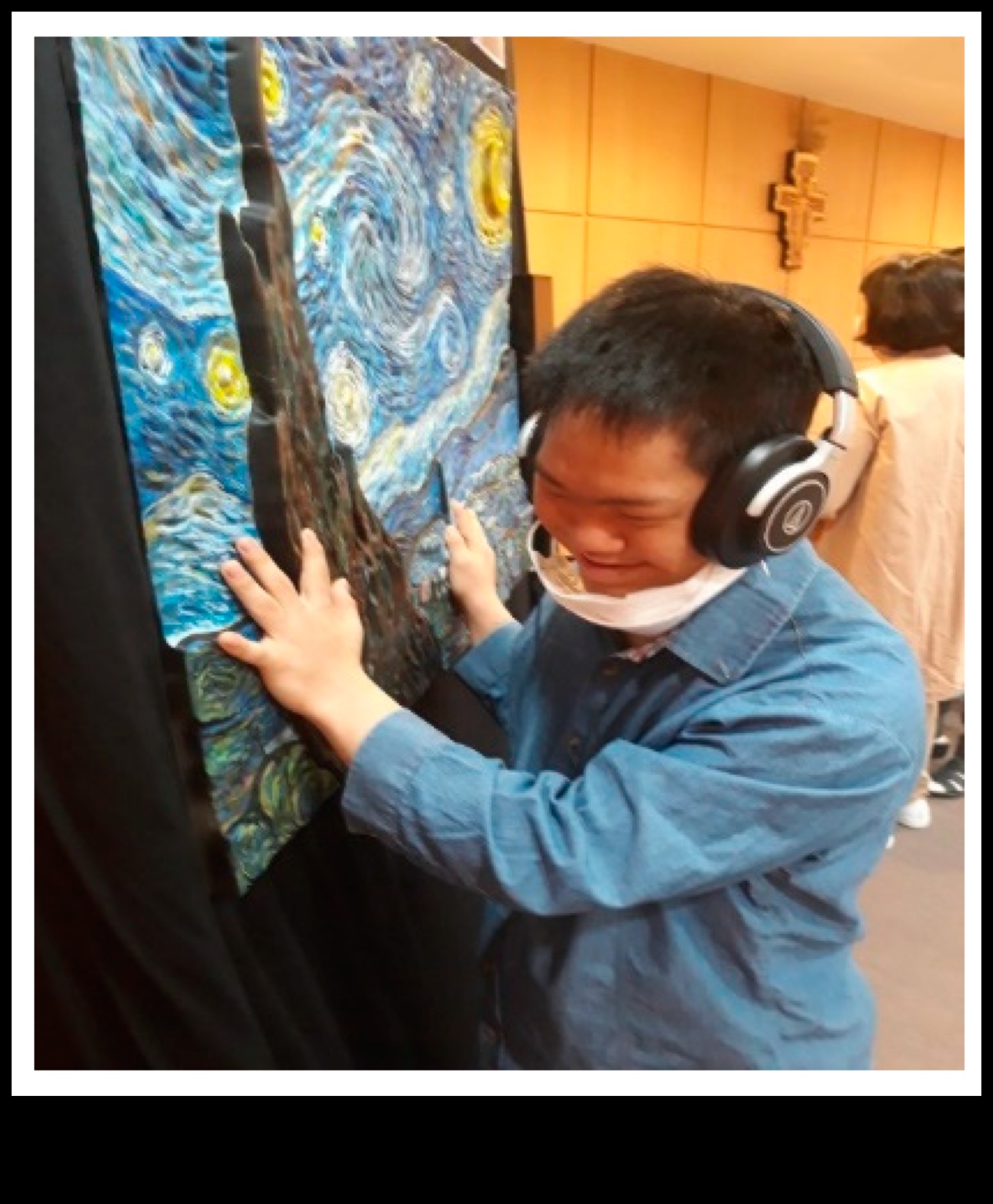 Realități senzoriale care transmit atingere în expresii artistice 4 Realități senzoriale: transmiterea atingerii în expresii artistice