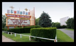 Drive-In Theatre: proiectoare și electronice pentru o experiență cinematografică pe drum